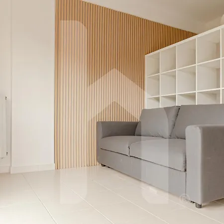 Apartment Homiday- Nuovo E Grazioso Bilocale - Free Parking